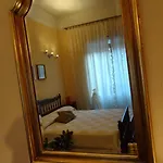 Oltre Le Mura Apartment *